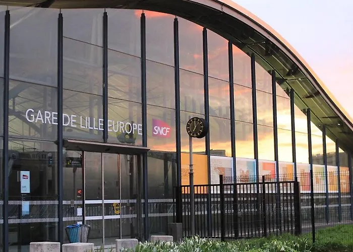 Hellemmes - With Parking ! Lille